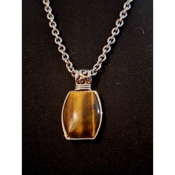 Tigers Eye Pendant Necklace - Picture 1 of 5